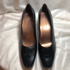 Trotter Sycamore heels, Black, 7.5 N